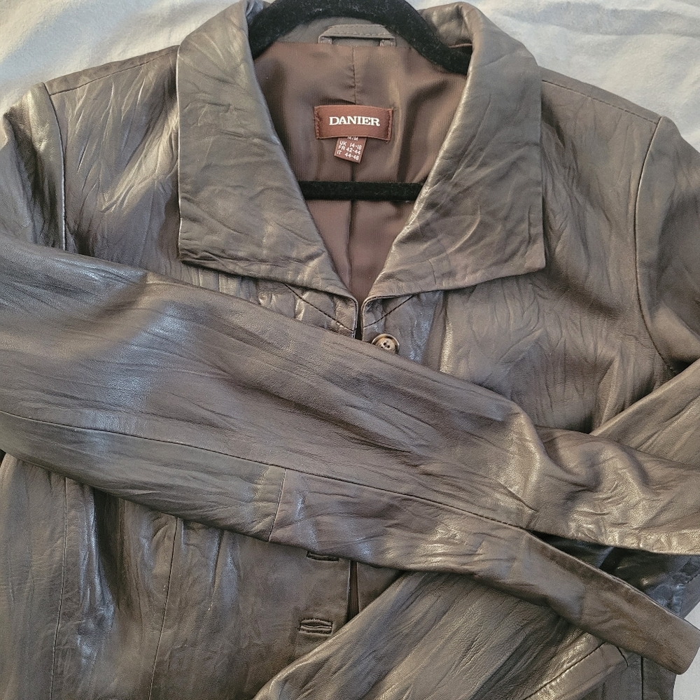 Danier Chocolate Brown Vintage Genuine Leather Jacket Blazer Womens Size M - Picture 13 of 13